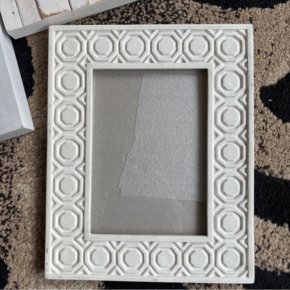 Elegant White Photo Frame Set - Picture 6 of 6